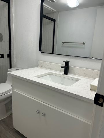 5881 Preston View Boulevard 177, Dallas, TX 75240