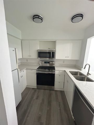 5881 Preston View Boulevard 177, Dallas, TX 75240