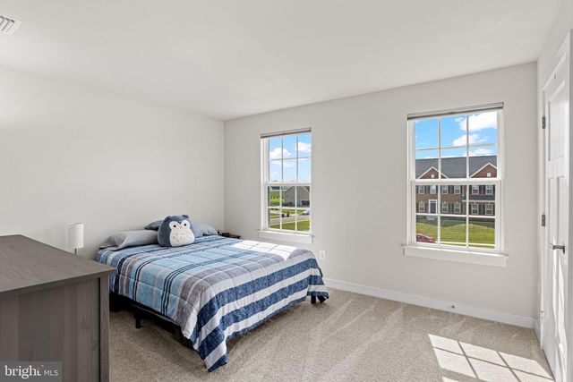 102 TYLER DR, Hanover, PA 17331