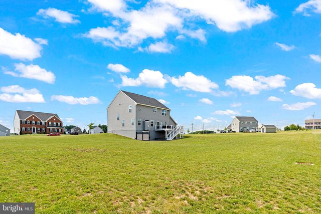102 TYLER DR, Hanover, PA 17331