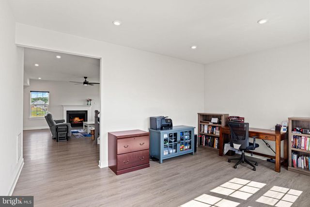 102 TYLER DR, Hanover, PA 17331