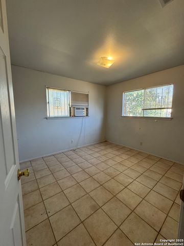 9131 Port Hudson, San Antonio, TX 78245