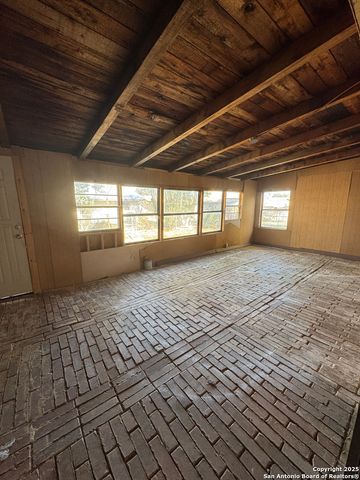 9131 Port Hudson, San Antonio, TX 78245