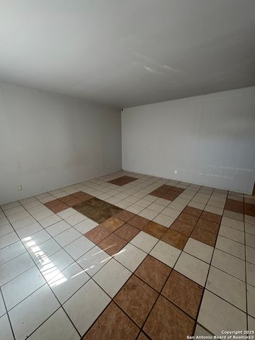 9131 Port Hudson, San Antonio, TX 78245
