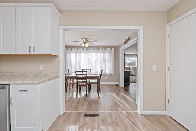 17 Overlook Drive, Parma, NY 14468