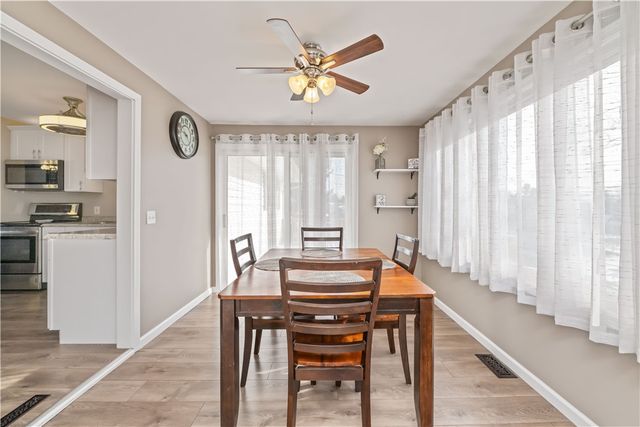 17 Overlook Drive, Parma, NY 14468