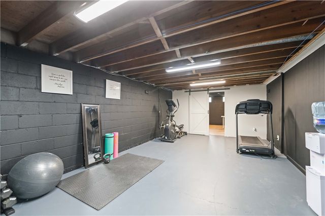 17 Overlook Drive, Parma, NY 14468