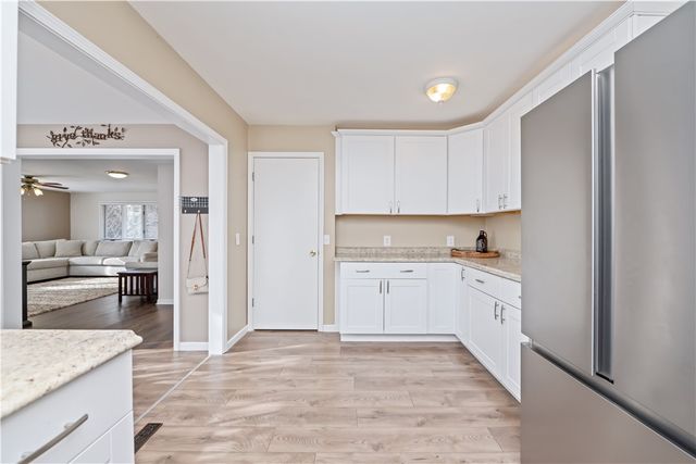 17 Overlook Drive, Parma, NY 14468