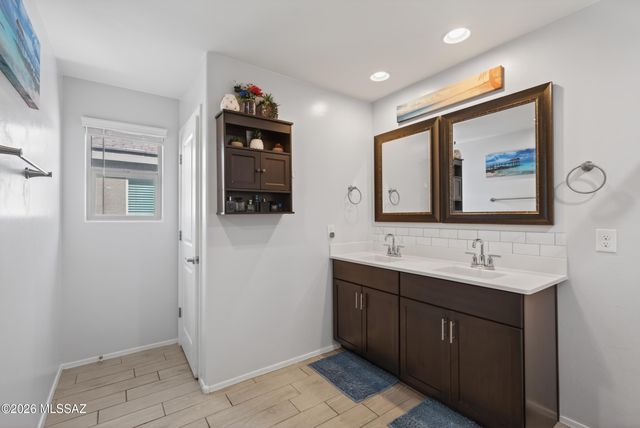 12724 N Watkins Avenue, Marana, AZ 85653