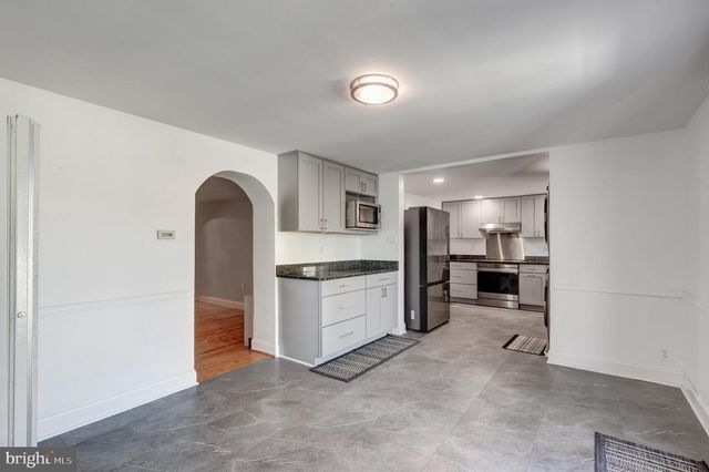 17 YORK ST, Taneytown, MD 21787
