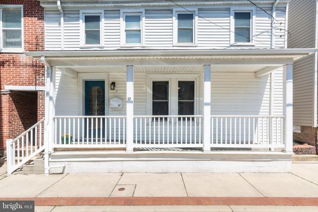 17 YORK ST, Taneytown, MD 21787