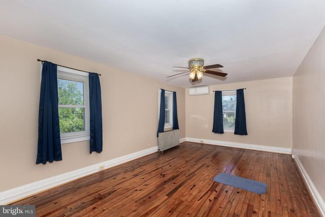 17 YORK ST, Taneytown, MD 21787
