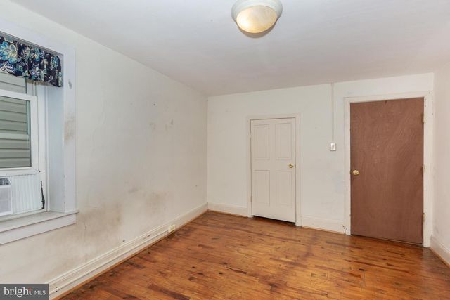 17 YORK ST, Taneytown, MD 21787