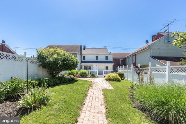 17 YORK ST, Taneytown, MD 21787
