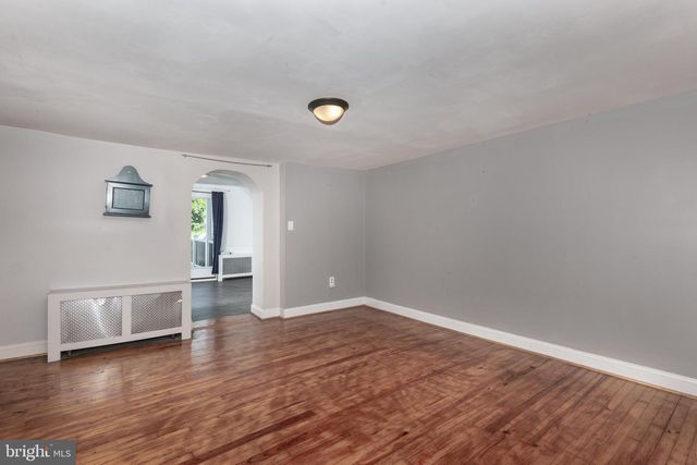 17 YORK ST, Taneytown, MD 21787