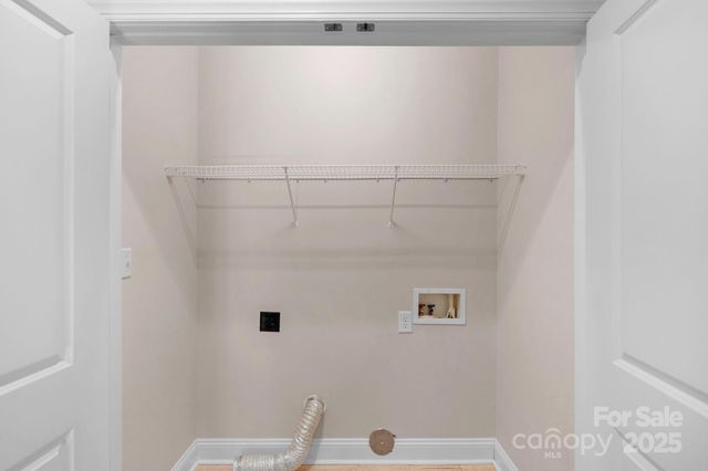 3038 Bellasera Way, Matthews, NC 28105