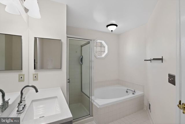 5828 RUXTON DR, Woodbridge, VA 22193