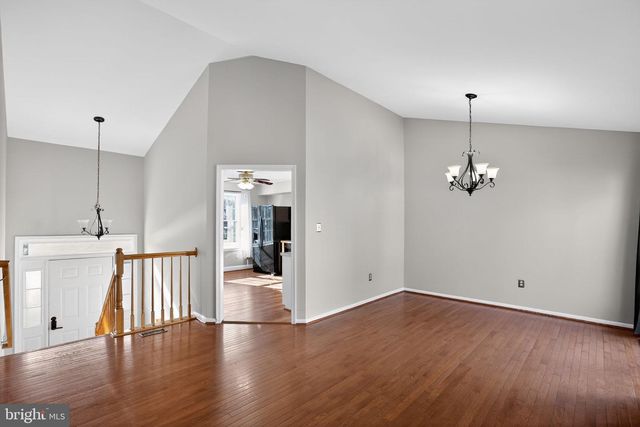 5828 RUXTON DR, Woodbridge, VA 22193