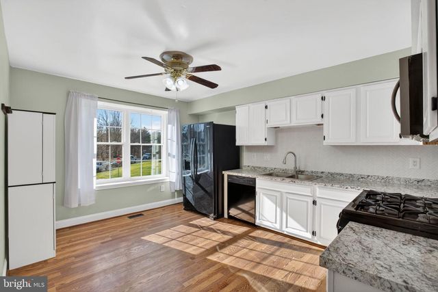 5828 RUXTON DR, Woodbridge, VA 22193