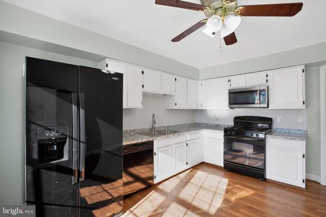 5828 RUXTON DR, Woodbridge, VA 22193