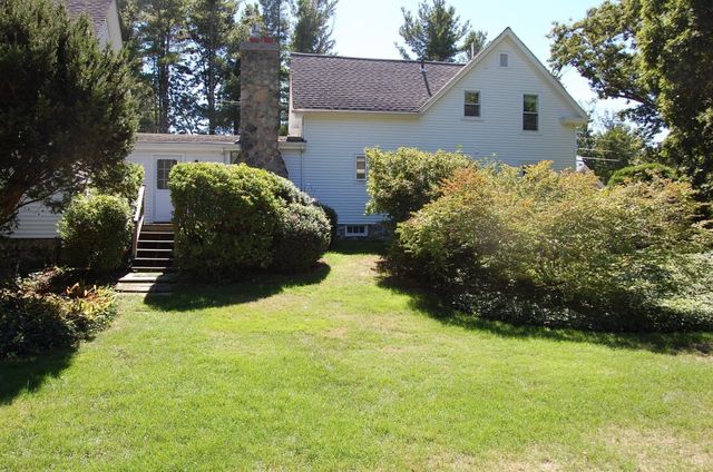 414 Central Street, Holliston, MA 01746