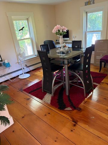 414 Central Street, Holliston, MA 01746