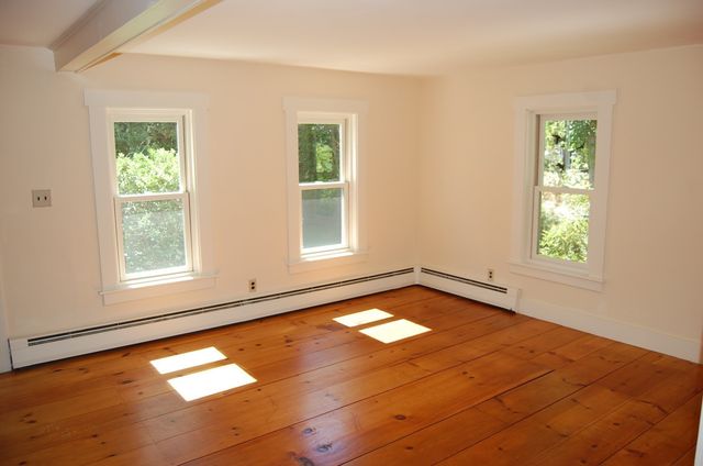 414 Central Street, Holliston, MA 01746