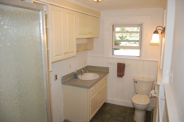 414 Central Street, Holliston, MA 01746