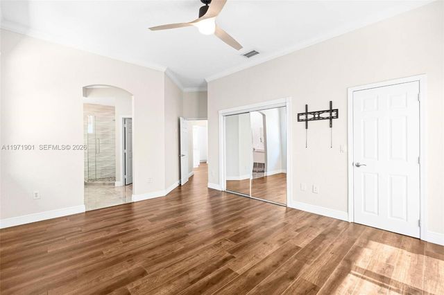 14756 NW 88th Ave, Miami Lakes, FL 33018