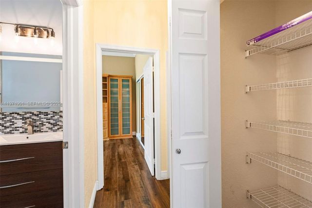 14756 NW 88th Ave, Miami Lakes, FL 33018