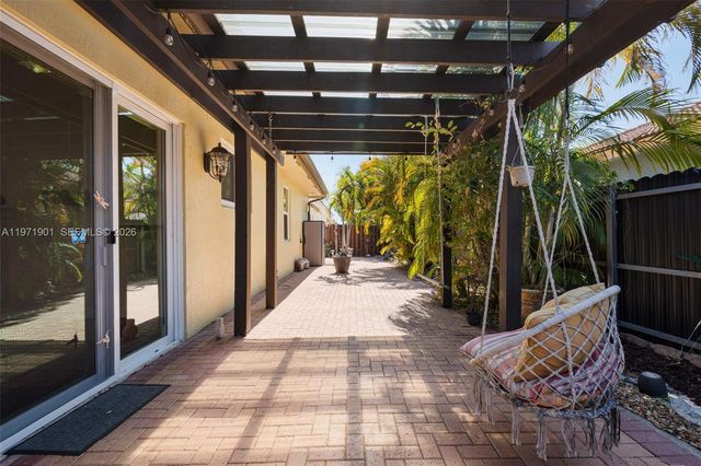 14756 NW 88th Ave, Miami Lakes, FL 33018