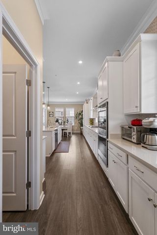 5720 HAWK RIDGE RD, Frederick, MD 21704
