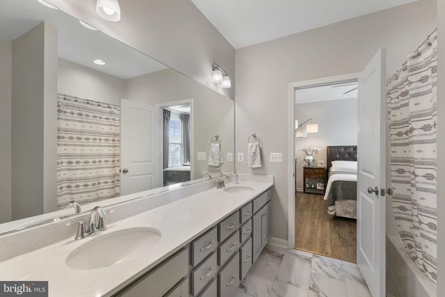 5720 HAWK RIDGE RD, Frederick, MD 21704