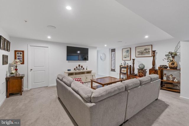 5720 HAWK RIDGE RD, Frederick, MD 21704