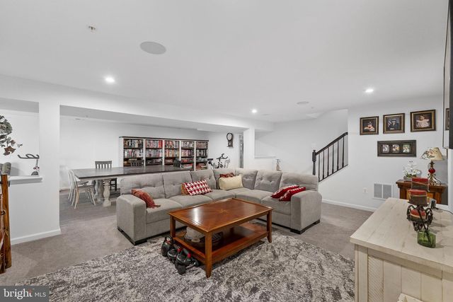 5720 HAWK RIDGE RD, Frederick, MD 21704