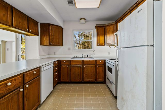 177 Cedar Lane, Livingston, TX 77351