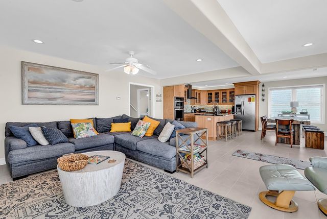 969 S Waccamaw Dr., Garden City Beach, SC 29576