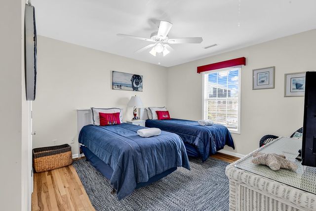 969 S Waccamaw Dr., Garden City Beach, SC 29576