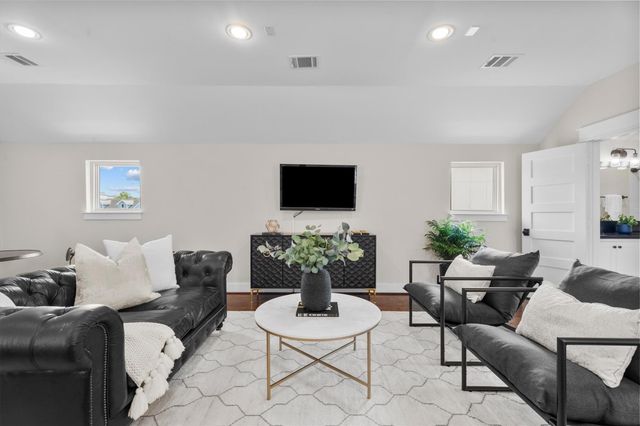 609 Allston Street, Houston, TX 77007