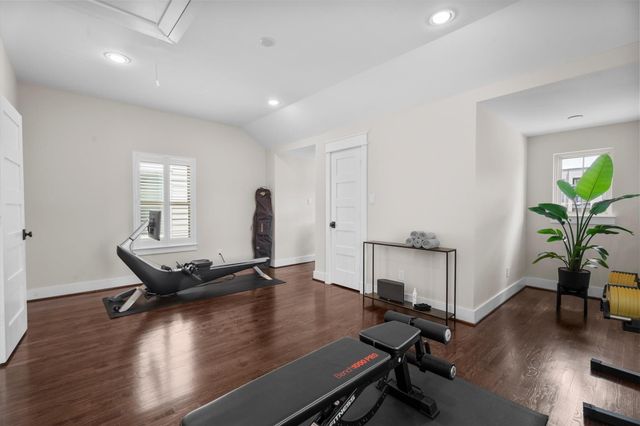 609 Allston Street, Houston, TX 77007