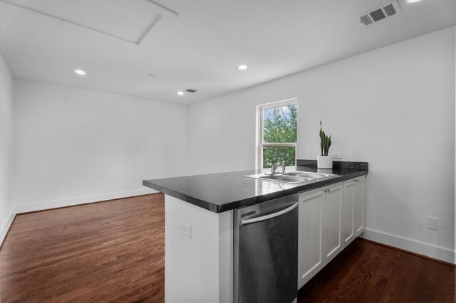 609 Allston Street, Houston, TX 77007