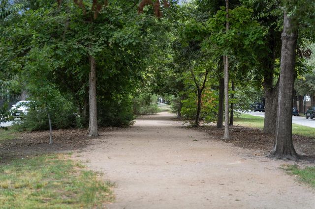 609 Allston Street, Houston, TX 77007