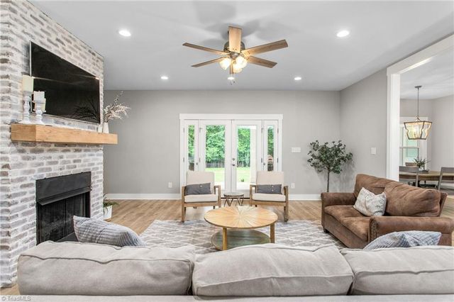 299 Northcrest Drive, Stokesdale, NC 27357