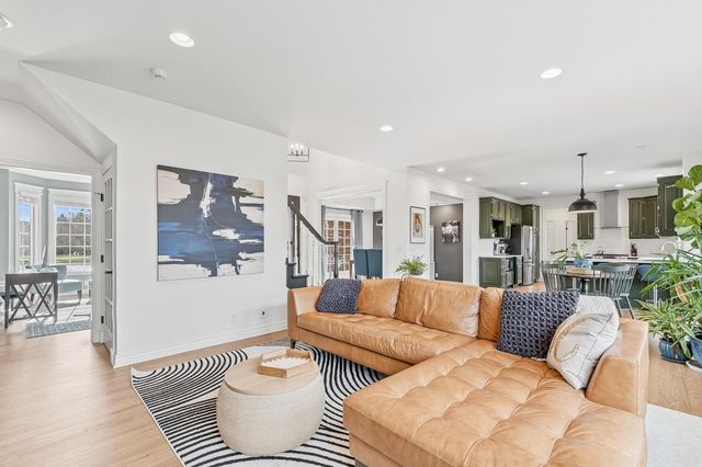 109 N Chelmsford Ct, Wichita, KS 67230