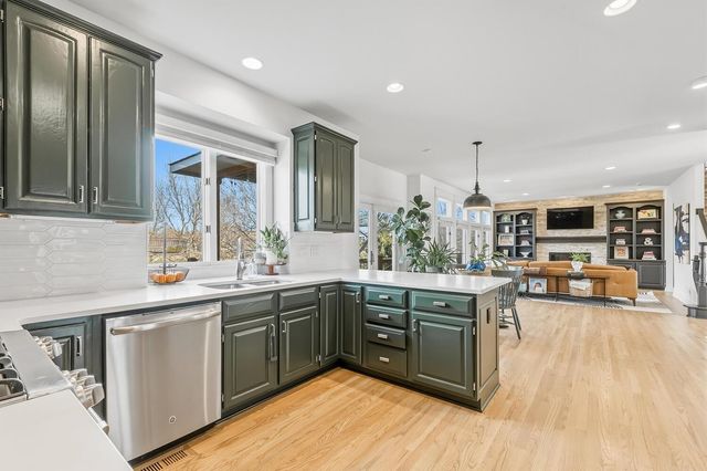 109 N Chelmsford Ct, Wichita, KS 67230