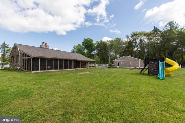 15027 BRADDOCK RD, Centreville, VA 20120
