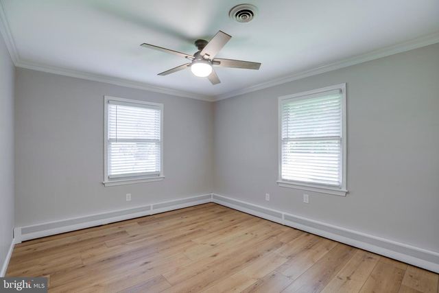 15027 BRADDOCK RD, Centreville, VA 20120