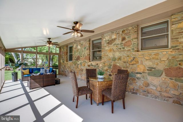 15027 BRADDOCK RD, Centreville, VA 20120