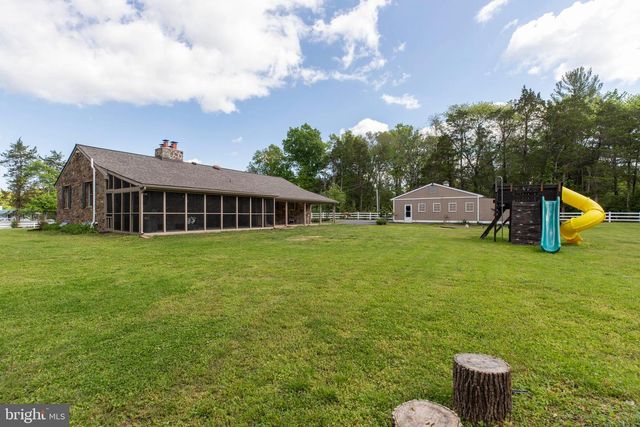 15027 BRADDOCK RD, Centreville, VA 20120