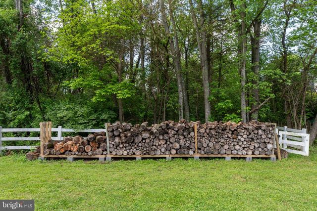 15027 BRADDOCK RD, Centreville, VA 20120